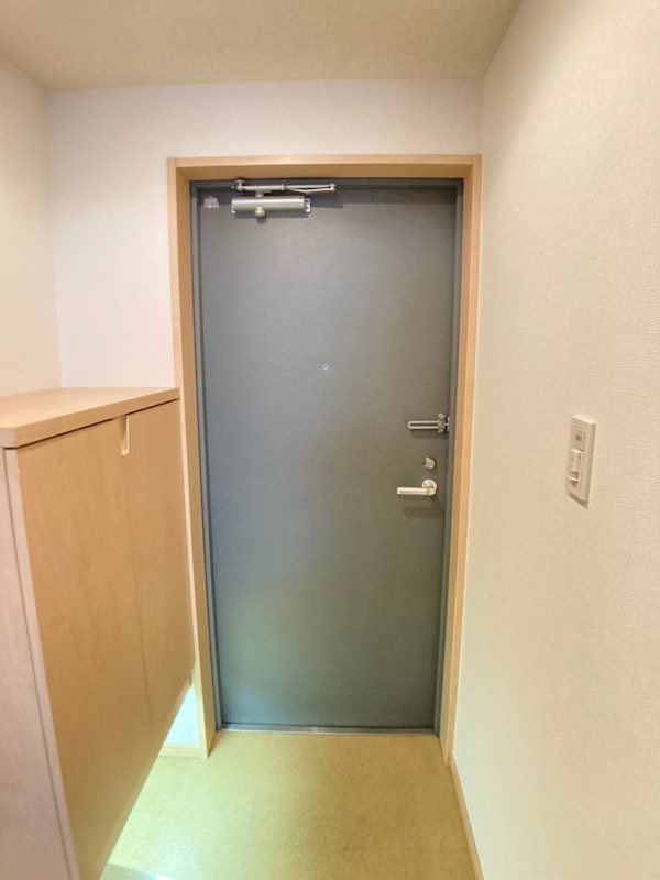 フォレステージュ靭公園の玄関