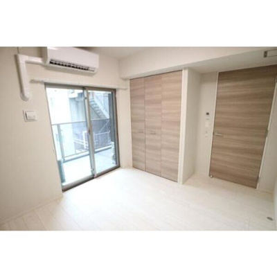 【洋室】 | IBC Residence West | 広々とした洋室です