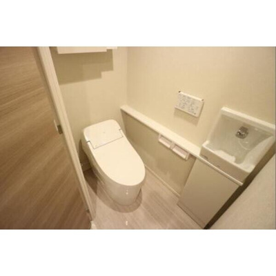 【トイレ】 | IBC Residence West | 落ち着いた色調のトイレです