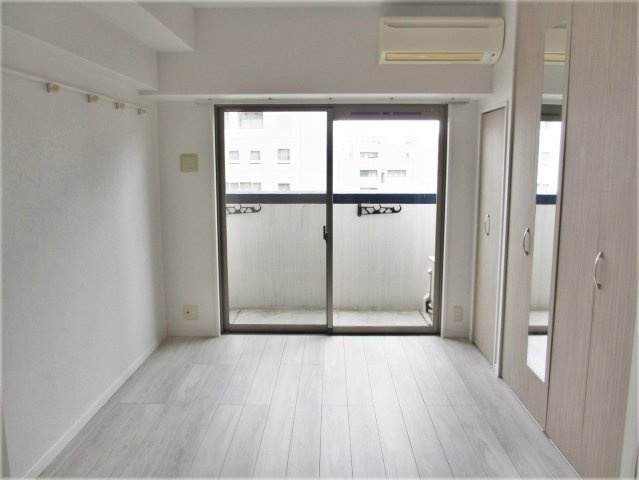 新品家具付きマンション出1(KaGood福岡)の居間・リビング|おしゃれな居間です