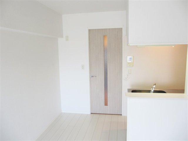 新品家具付きマンション出1(KaGood福岡)の居間・リビング|おしゃれなリビングです