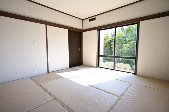 伊勢原市桜台４丁目　戸建の和室