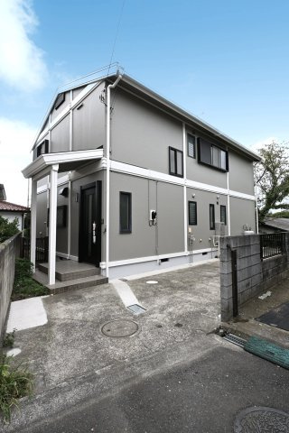 伊勢原市桜台４丁目　戸建の外観