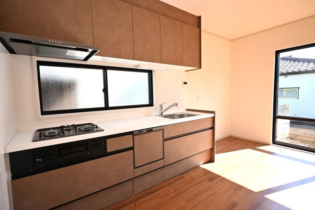 伊勢原市桜台４丁目　戸建のキッチン