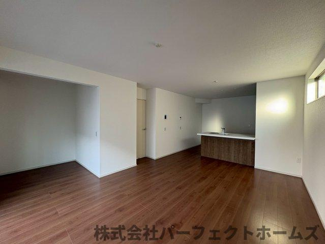 牧野本町二丁目1期2号地の居間・リビング|おしゃれな居間です