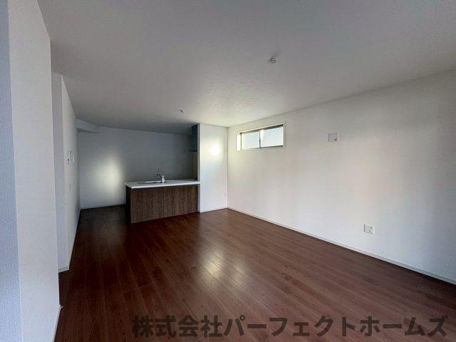 【居間・リビング】の画像