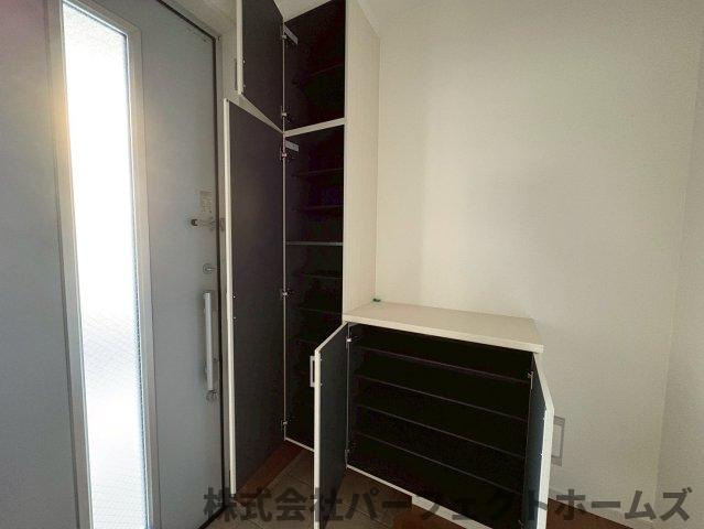 牧野本町二丁目1期2号地の収納|便利な収納スペースです