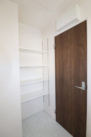 郡山市安積町笹川字北向　　　2号棟　　　安積第３小学校、安積第２中学区　の洗面所|洗面収納