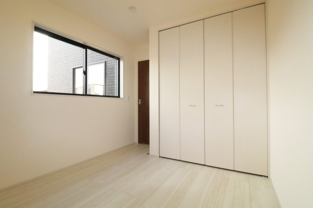 郡山市安積町笹川字北向　　　2号棟　　　安積第３小学校、安積第２中学区　の洋室