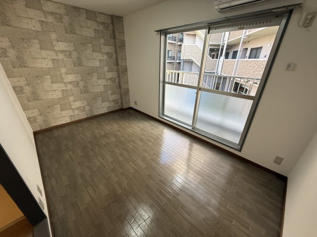 リバティハイツの居間・リビング