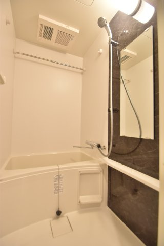 大阪市都島区東野田町５丁目の賃貸マンションの浴室