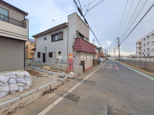 ハートフルタウン所沢東狭山ヶ丘11期　全２棟の前面道路含む現地写真
