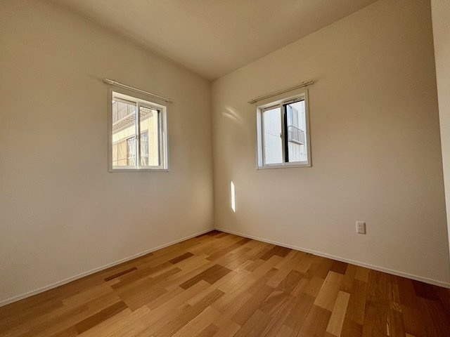 久留米市善導寺町飯田　8号地の洋室|洋室は2面採光。通風・陽当たり共に良好です♪