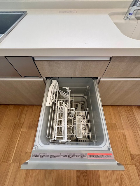 久留米市善導寺町飯田　8号地のキッチン|食洗器で楽々後片付け♪