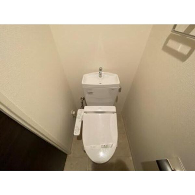 【トイレ】 | エトワール阿波座 | 落ち着いた色調のトイレです