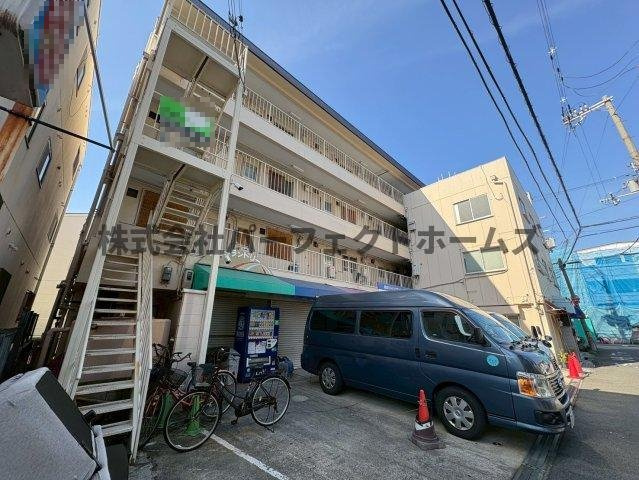 ロイヤルハイツ香里の外観|外観は落ち着いています