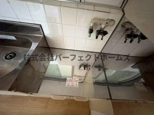 ロイヤルハイツ香里のキッチン|きれいなキッチンです