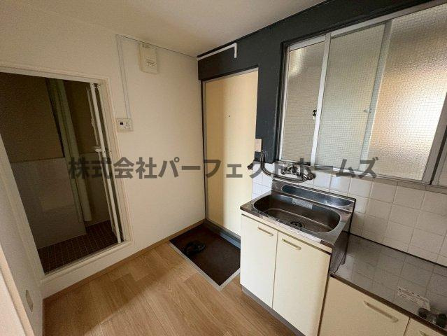 ロイヤルハイツ香里のキッチン|使いやすいキッチンです