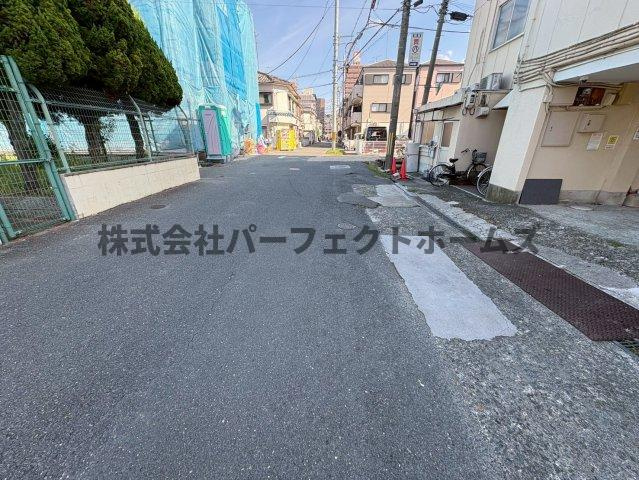 ロイヤルハイツ香里の周辺