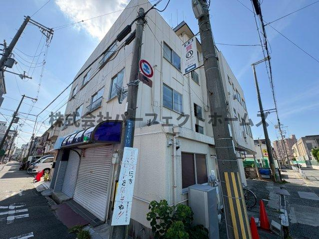 ロイヤルハイツ香里の外観|外観です