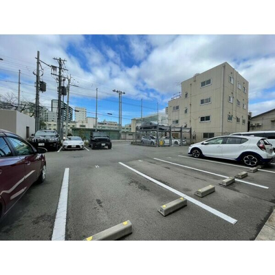 【駐車場】 | エステムコート新大阪Xザ・ゲート | カースペースがあります