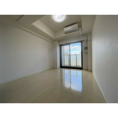 【居間・リビング】 | エステムコート新大阪Xザ・ゲート | 居間です