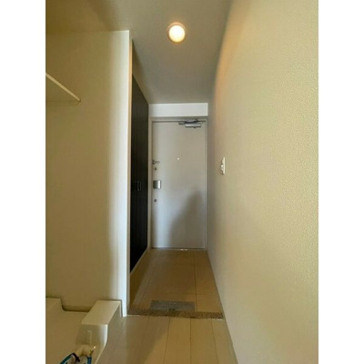 【玄関】 | エステムコート新大阪Xザ・ゲート | ゆったりとした玄関です