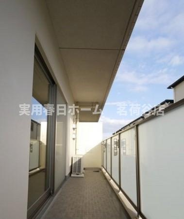 【バルコニー】