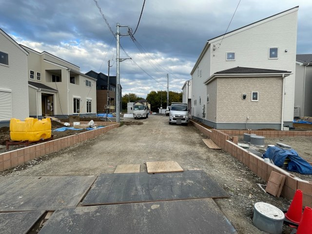 新築戸建・新築建売　寄居露梨子　鉢形小・城南中の前面道路含む現地写真