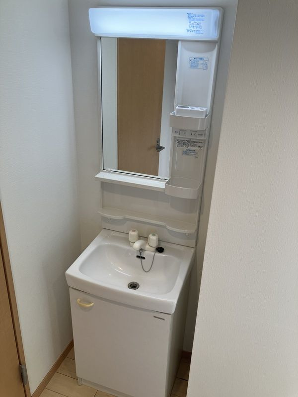 ロイヤルシティ赤羽岩淵の独立洗面台