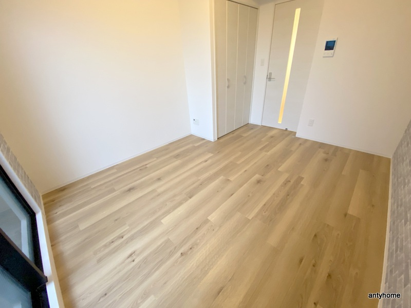 ウインズコート城北パーク　仲介手数料無料の居間・リビング