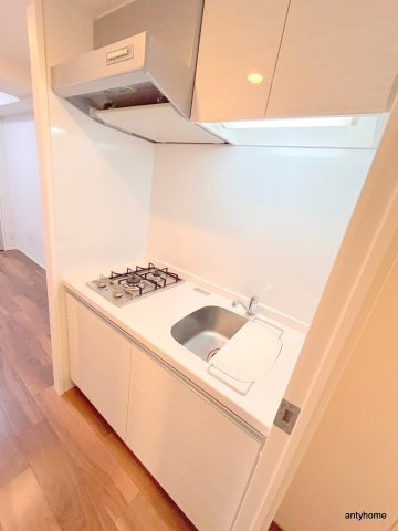 TLRレジデンス本町WEST　仲介手数料のキッチン