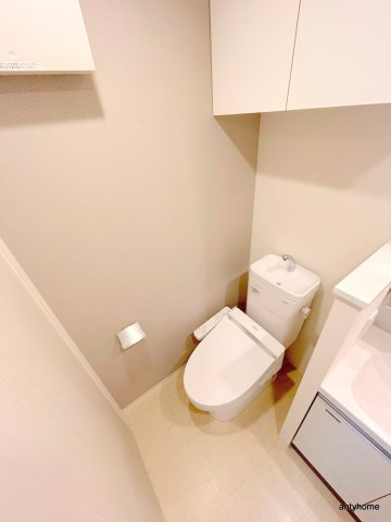 TLRレジデンス本町WEST　仲介手数料のトイレ