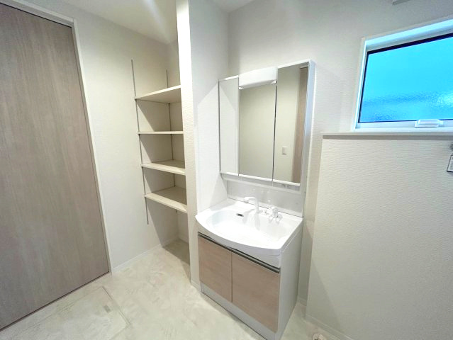 中古戸建　長野市大字高田の独立洗面台