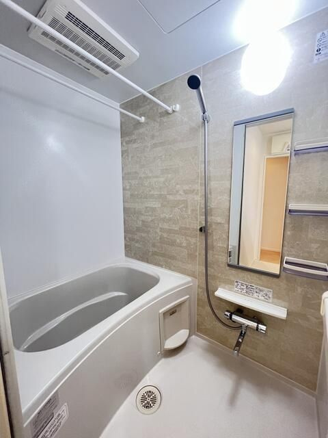 ル　フレール滝野川の浴室