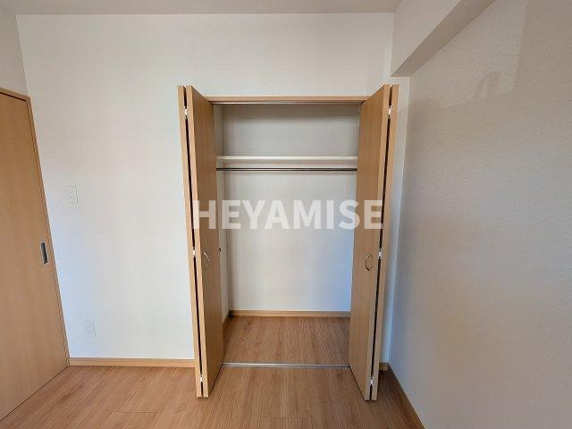 ルーシッド中央の収納