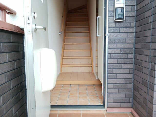 アヴァン新守谷Ⅱの玄関|玄関