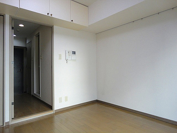 イトーピア三宮アーバンステージの居間・リビング