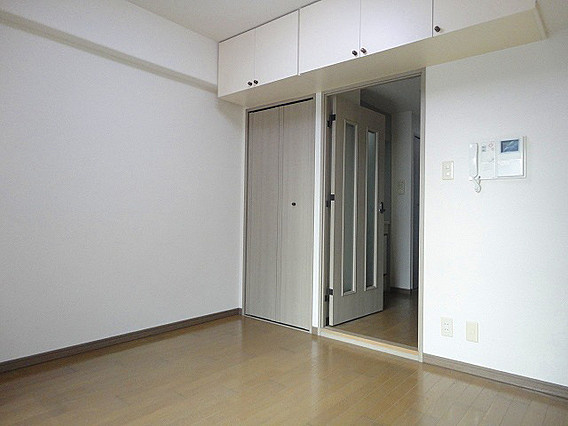 イトーピア三宮アーバンステージの居間・リビング