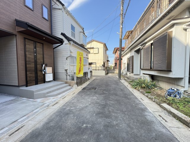 三郷市高州１丁目新築戸建（高州４期）の前面道路含む現地写真|北側前面道路