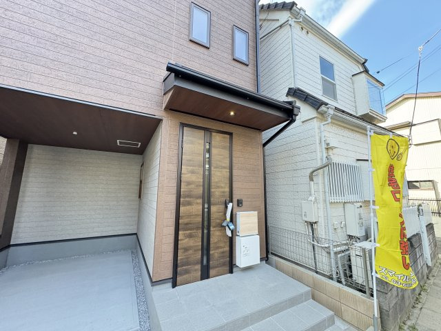 三郷市高州１丁目新築戸建（高州４期）のエントランス|エントランス・玄関ポーチ