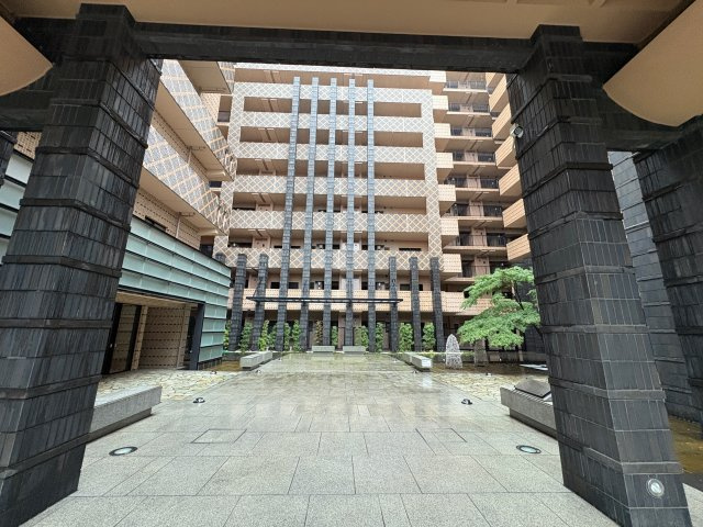 ルネ上野桜木の外観