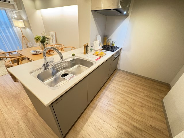 ルネ上野桜木のキッチン