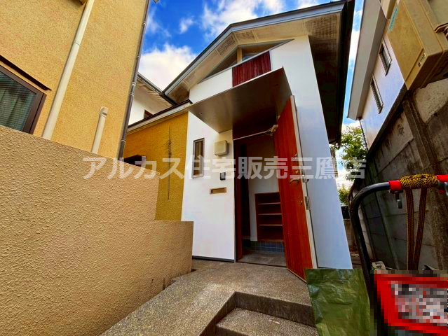 三鷹市下連雀３丁目 中央線 三鷹駅 中古戸建