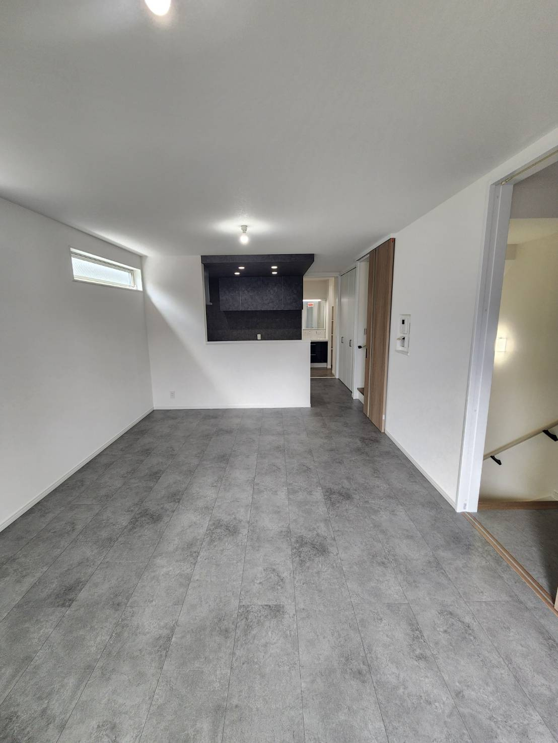 【居間・リビング】の画像