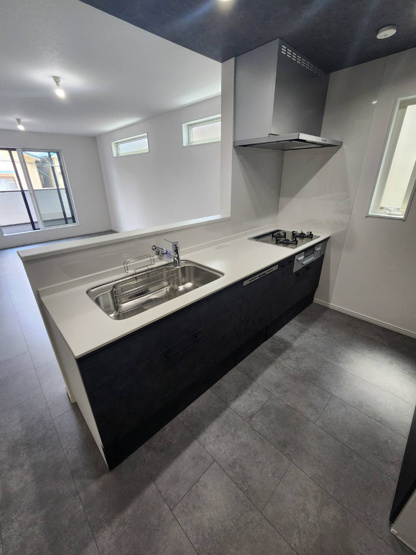 【キッチン】 | 東大阪市衣摺4丁目 | 対面式のシステムキッチンです☆