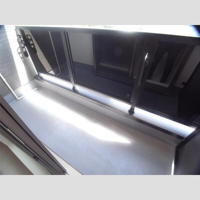 【バルコニー】 | GRANDIR吹田 | 開放的で明るい空間を演出してくれるバルコニーです