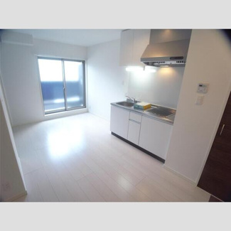 【居間・リビング】 | GRANDIR吹田 | 使いやすいリビングです