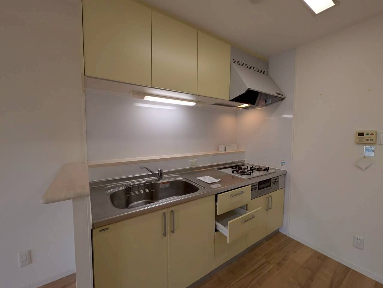 豊中市向丘２丁目の賃貸マンションのキッチン