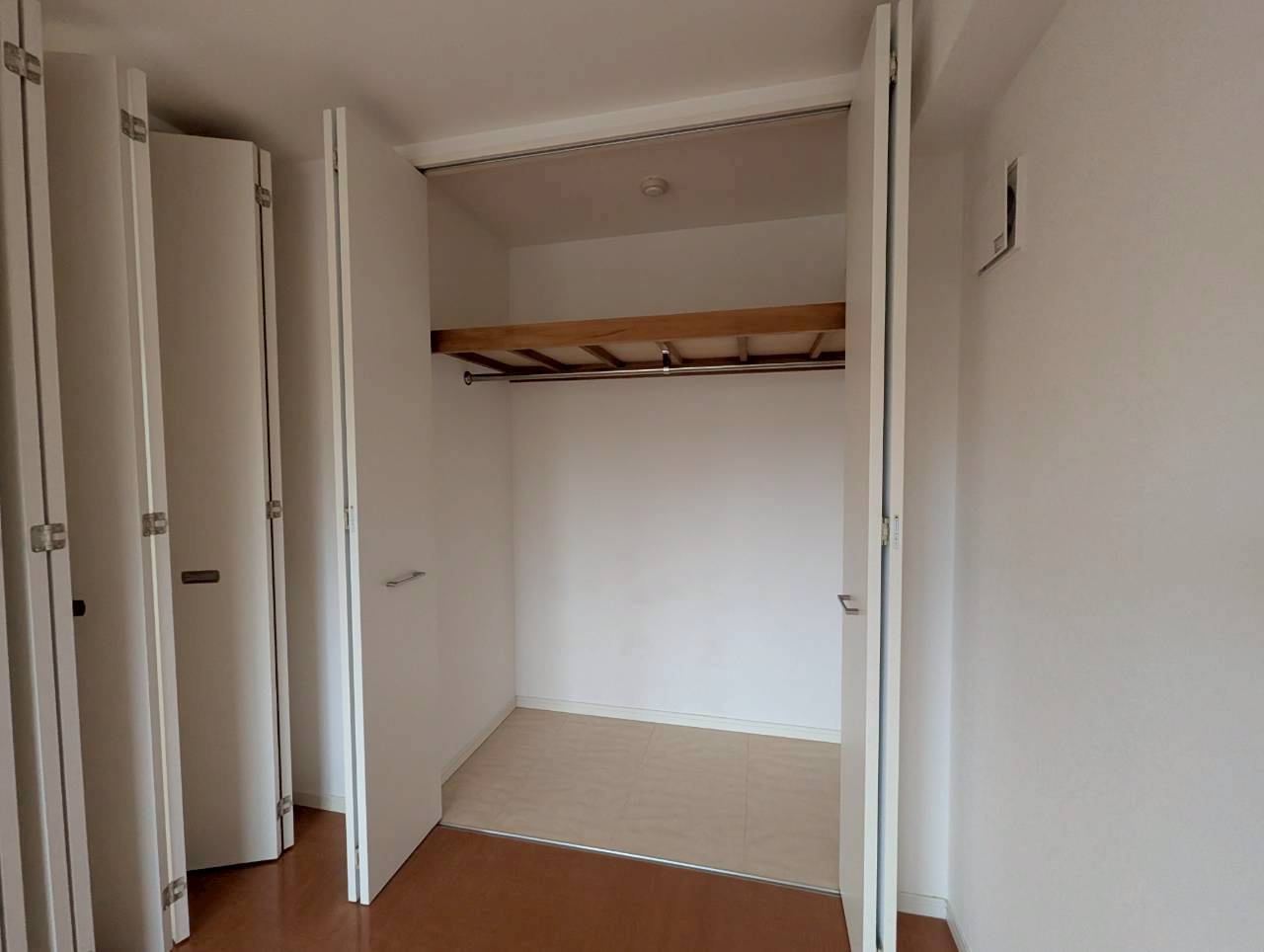 豊中市向丘２丁目の賃貸マンションの収納